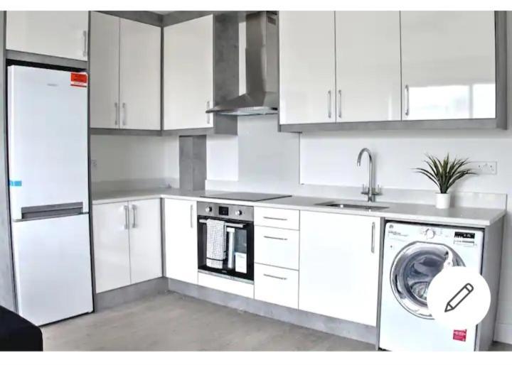 Cozy 2 Bedrooms Apartment Canvey Island Exterior foto
